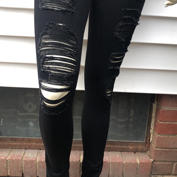 SOLD‼️NEW‼️ Levi Strauss Co 711 Skinny Size 26 Distressed Black Jeans - Picture 3 of 7